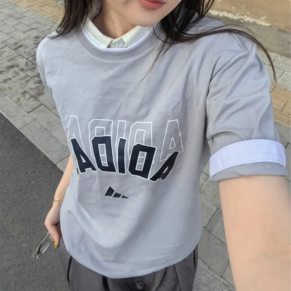 아디다스티셔츠 투인원 컴포터블 남녀공용 반팔 그레이 KX0517 데일리 스포츠 반팔티 - 상품 이미지