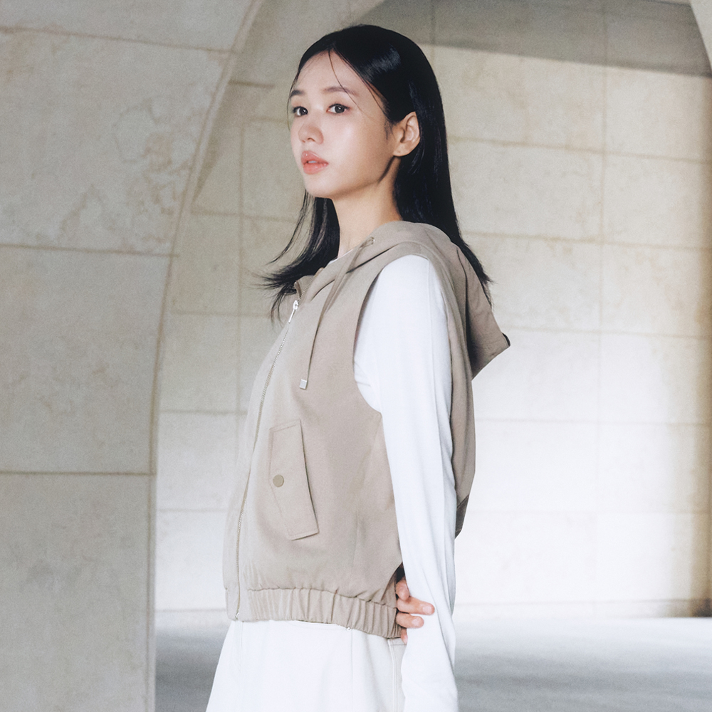 셀렙샵에디션 26FW 셔링 후드베스트 - 상품 이미지