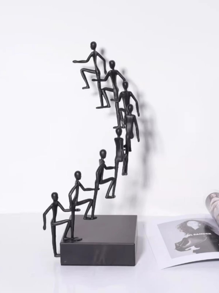북유럽 디자인 장식 올라가는사람 오브제 거실 호텔 19x25x39cm - 상세 이미지 4