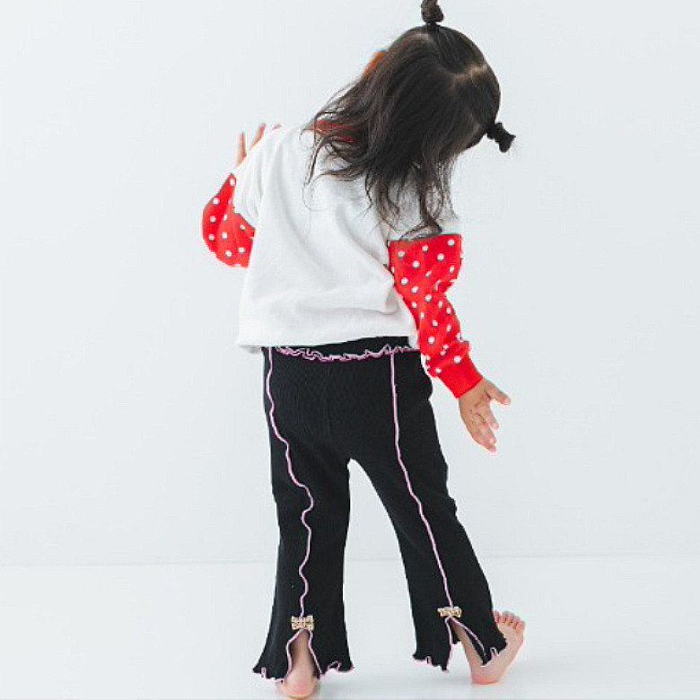 [발주상품] 산리오 헬로키티 배색 메로우 플레어 팬츠 90~100cm - 의류 - 하카타몰