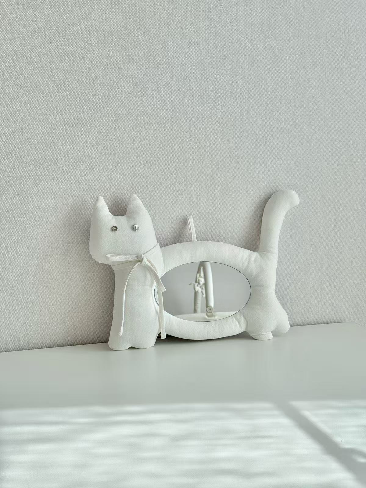 쿠션거울 인테리어 패브릭 미러 귀여운 고양이 장식 화이트 A(가로) 20x30 - 상품 이미지