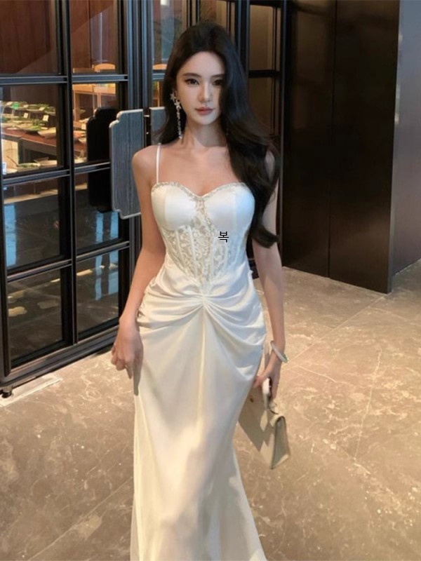 공주풍 셀프웨딩드레스 화이트 라인스톤 코르셋 새틴 드레이핑 뷔스티에 파티 원피스 - 상세 이미지 2