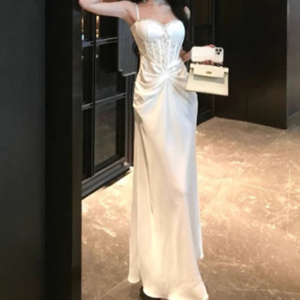 공주풍 셀프웨딩드레스 화이트 라인스톤 코르셋 새틴 드레이핑 뷔스티에 파티 원피스 - 상세 이미지 4