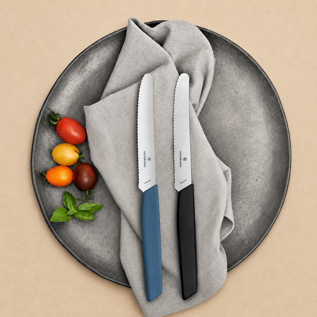 빅토리녹스 과도 과일칼 스위스 명품 모던 이유식 칼 물결날 과도 페어링 나이프 11cm