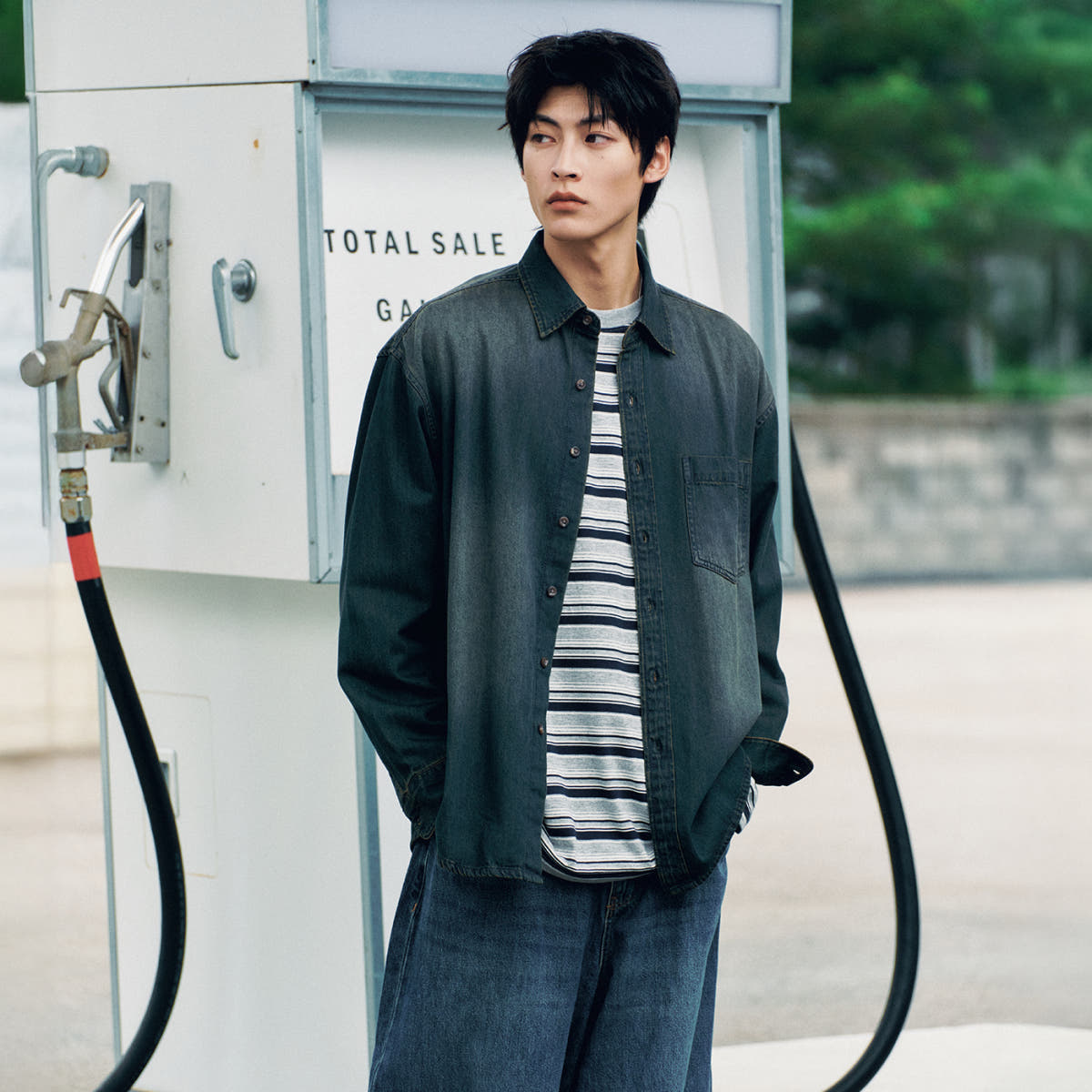 스파오 오버핏 데님 셔츠 SPYJG49C01 가격 비교 스파오 스토어 스파오 오버핏 데님 셔츠 SPYJG49C01
