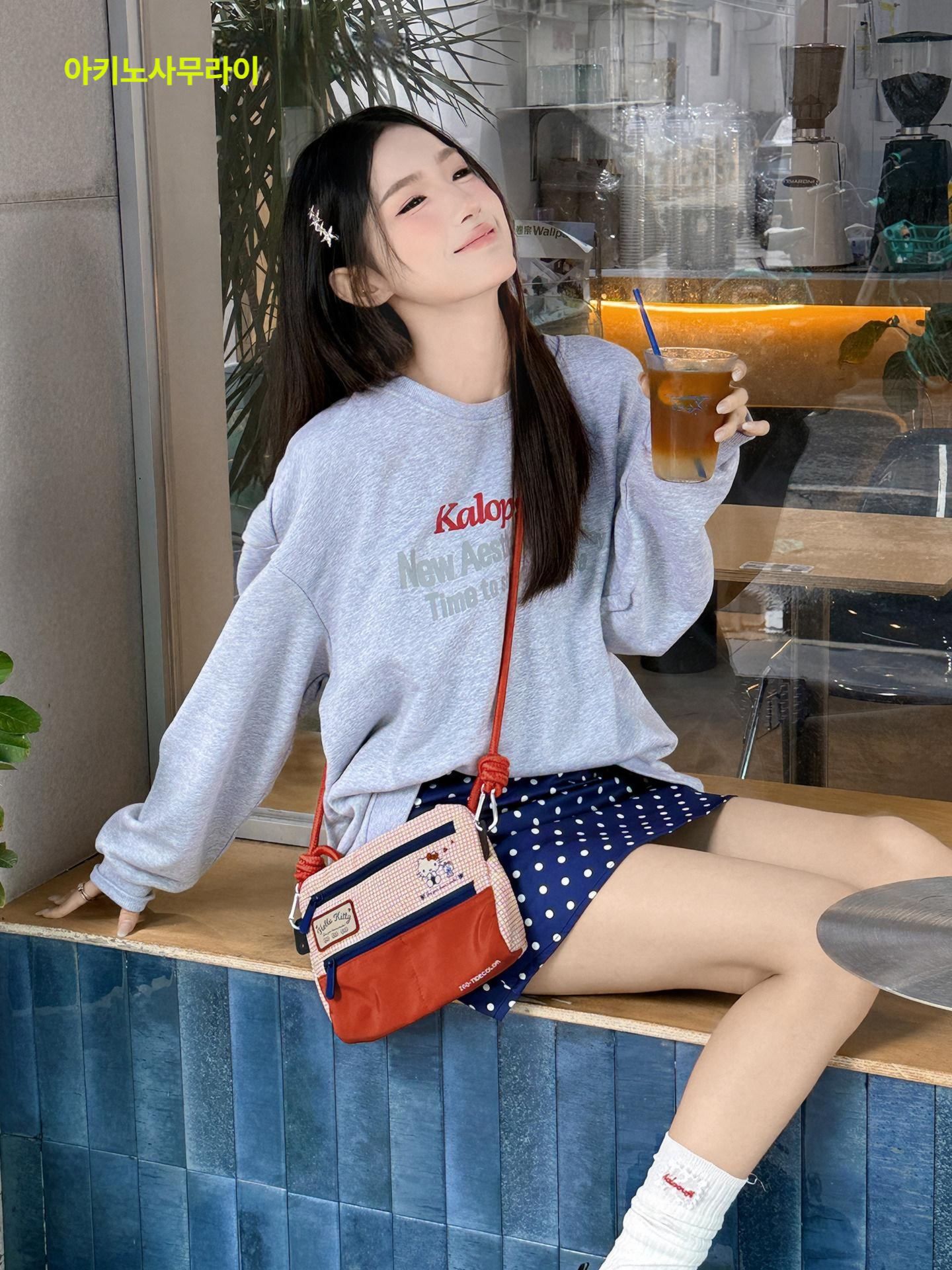 산리오 헬로키티 숄더백 대용량 체크무늬 크로스바디 후뚜루마뚜루 가방 헬로키티-오렌지 - 상세 이미지 3