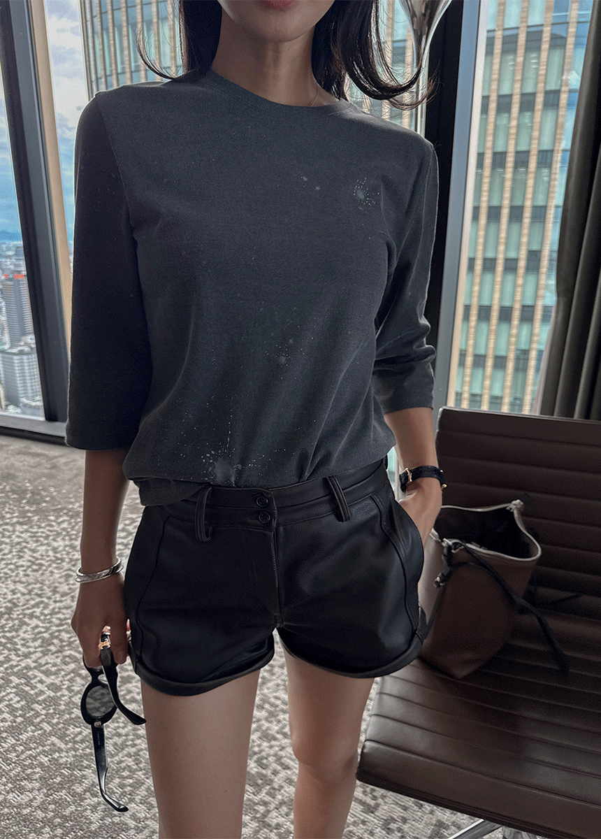 페인팅 피그먼트 반팔티 - 상품 이미지