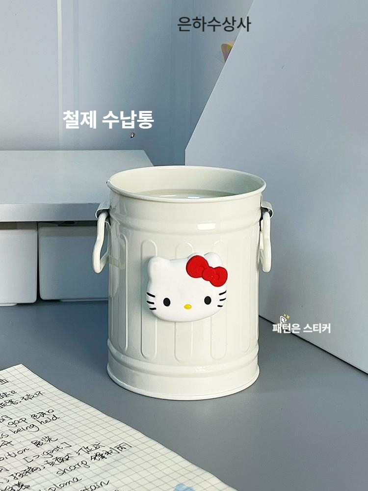 헬로키티 연필꽂이 펜홀더 소형 철제 버킷 거실 장식품 사무실 학생 문구 메이크업 브러시 보관 - 상품 이미지