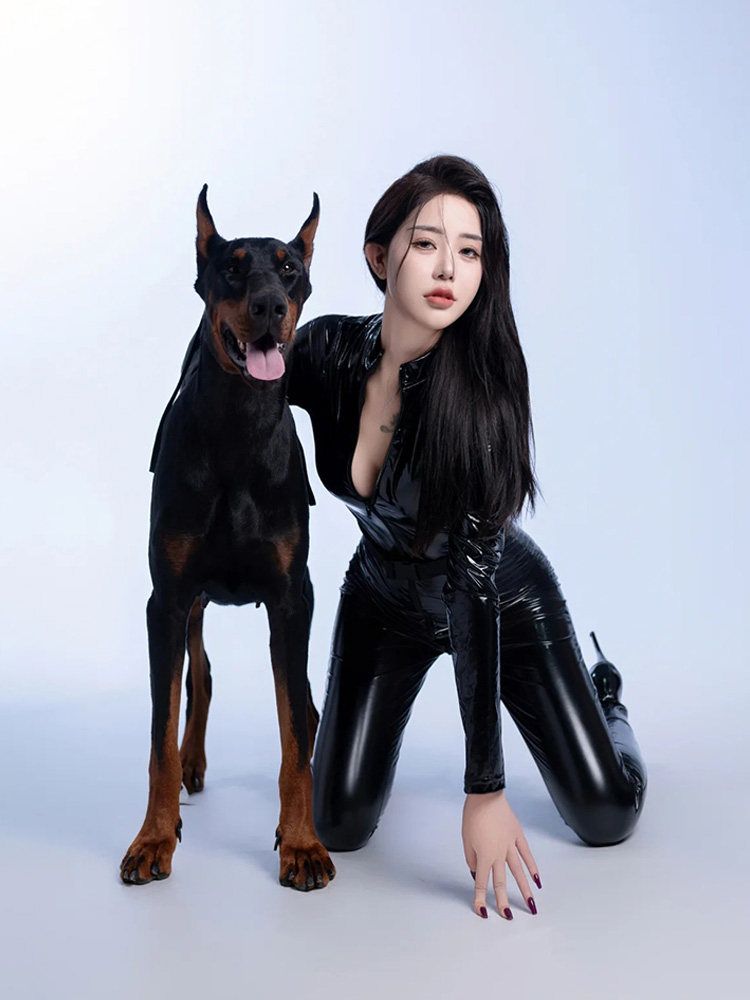 할로윈 캣우먼 점프슈트 가죽 코스프레 코스튬 의상 블랙 점프수트 + 장갑 + 마스크 + 채찍 S - 상세 이미지 4