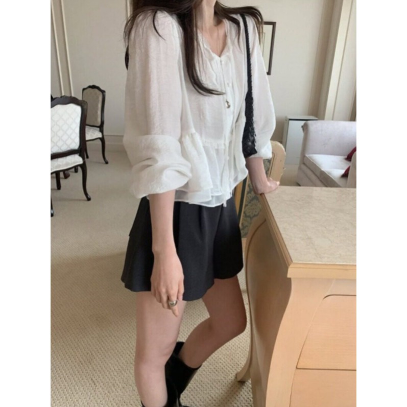 언니네 산지직송3 노윤서 블라우스 티셔츠 여성 여름 코디 패션 4화 레이스 러플 상의 - 상세 이미지 3