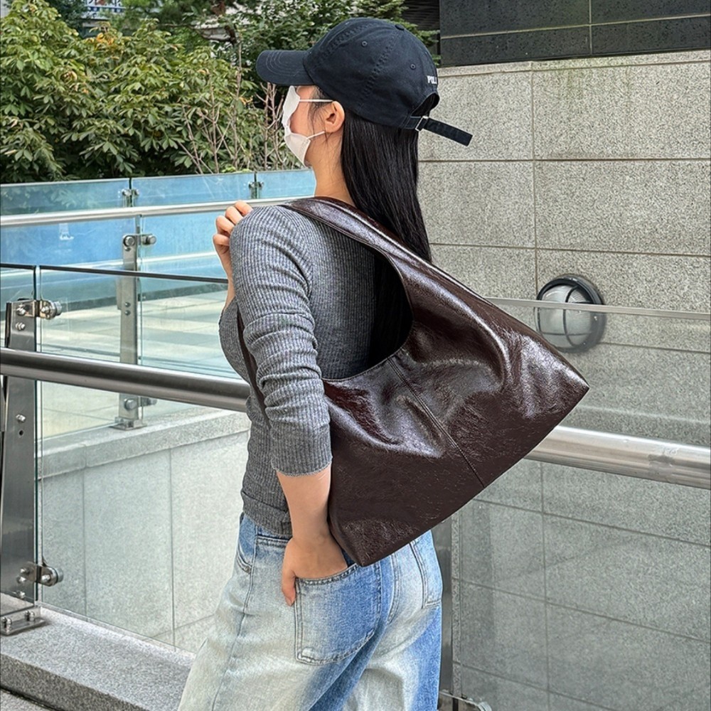 여성 레더 대용량 호보 숄더백 보부상가방 데일리 수납력좋은가방 - 상세 이미지 2