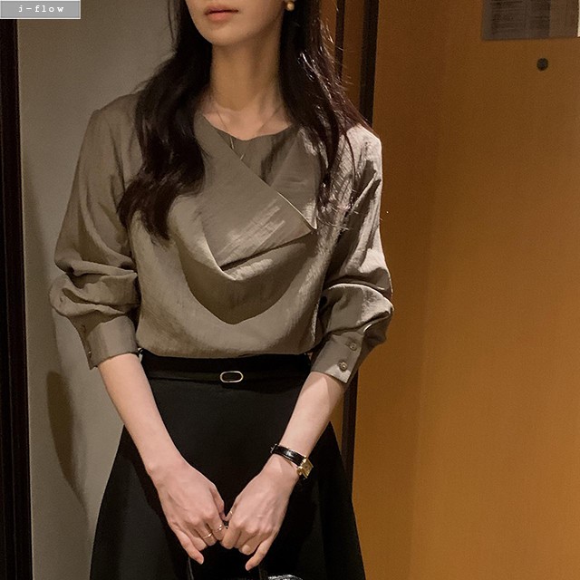 베리드 드레이프 라운드넥 스트랩 블라우스 3col 가을 봄 루즈핏 텐셀 오피스룩 제이플로우 - 상세 이미지 3
