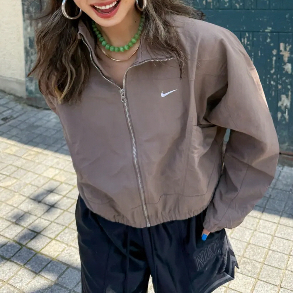 나이키 NSW 에브리씽 우븐 리펠 UV 바람막이 자켓 브라운 W HJ1000-233 - 상세 이미지 2