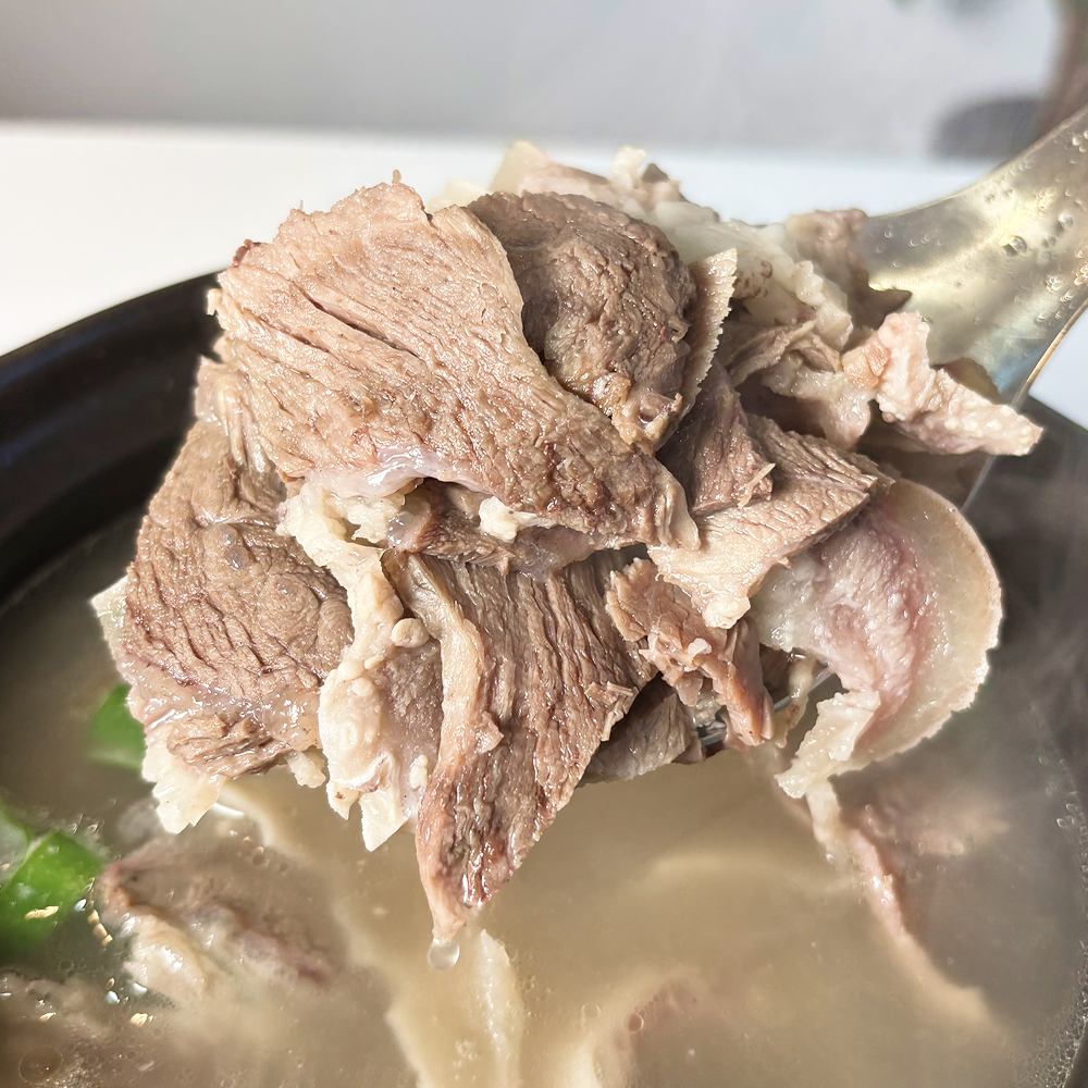 [1+1] 소머리국밥 돼지국밥 순대국 순대국밥 맛집 밀키트 캠핑음식 간편식 - 상품 이미지