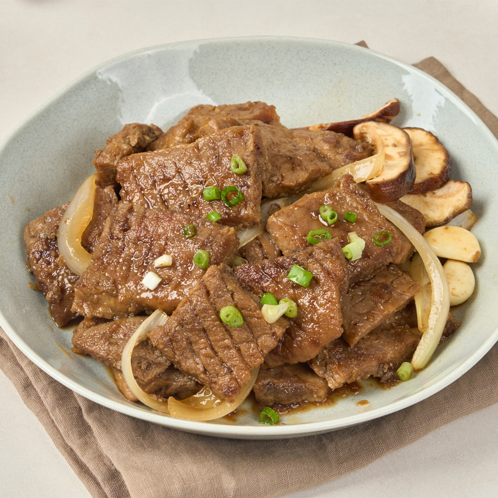 하리니 수제 흑마늘 양념 돼지 갈비 구이 숯불 목살 왕갈비 왕구이 1.2kg, 1개 - 상세 이미지 2