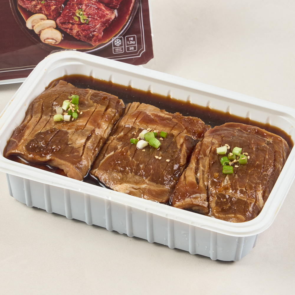 하리니 수제 흑마늘 양념 돼지 갈비 구이 숯불 목살 왕갈비 왕구이 1.2kg, 1개 - 상세 이미지 4