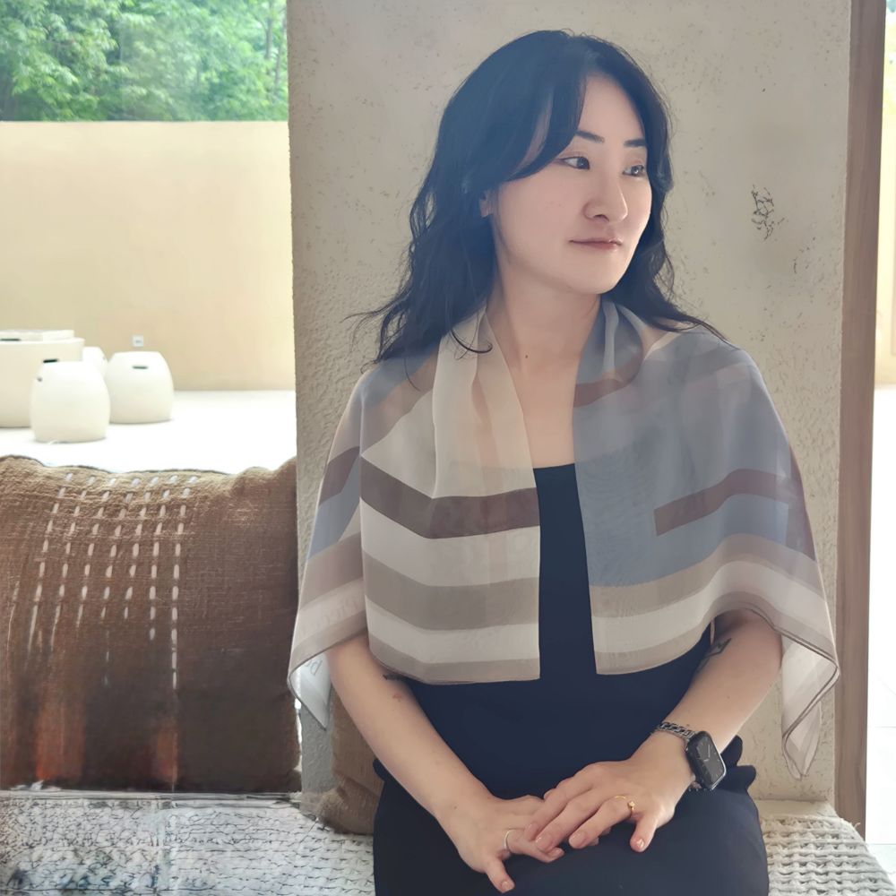 여성 실크 쉬폰 스카프 100 국산 체크 휴양지 커버업 MERE FLOW - 상세 이미지 2