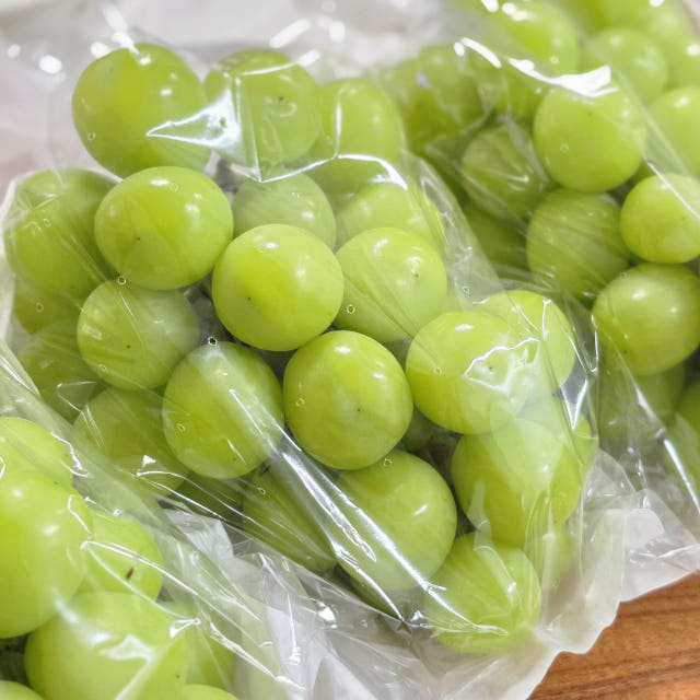 프리미엄 고당도 상주 산지직송 샤인머스켓 망고포도 청포도 2kg