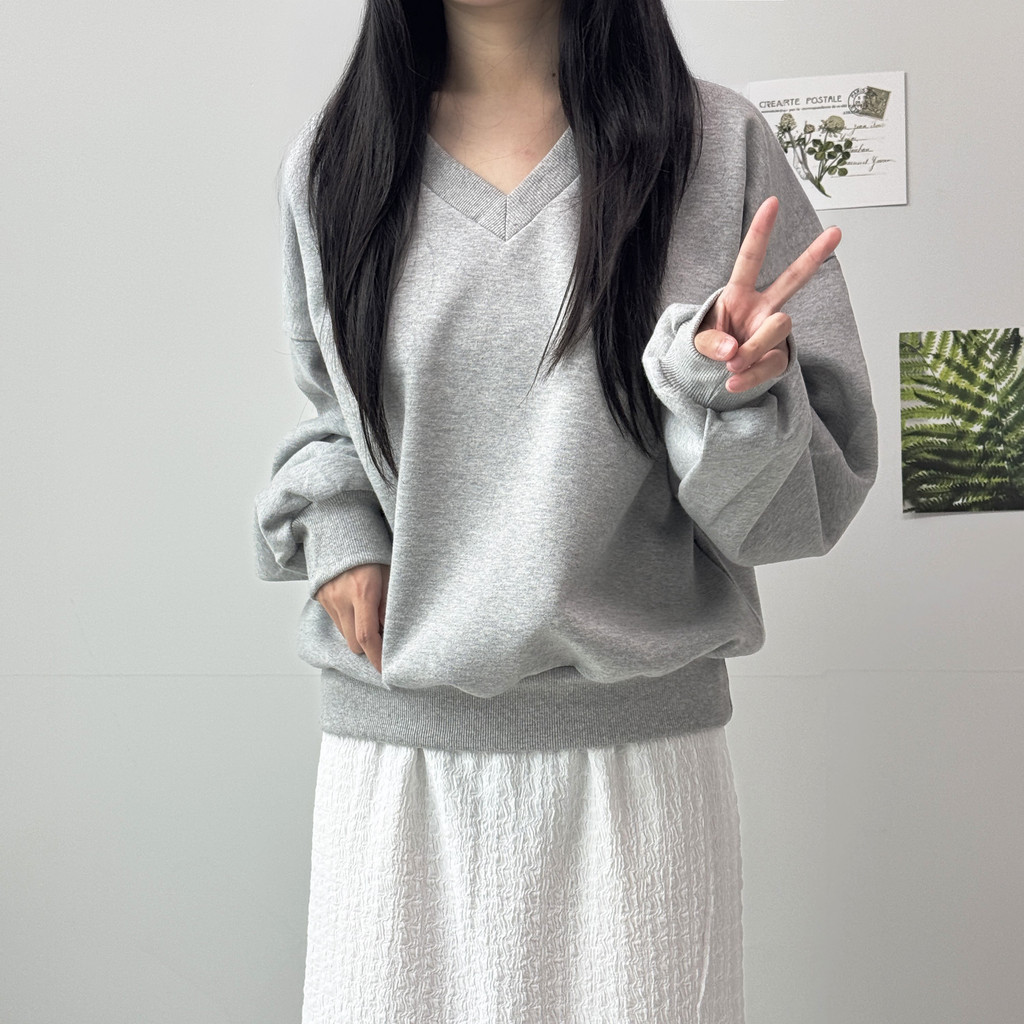 여성 브이넥 무지 맨투맨 오버핏 가을 간절기 긴팔 티셔츠 기본 베이직 스웨트셔츠 이미지 6