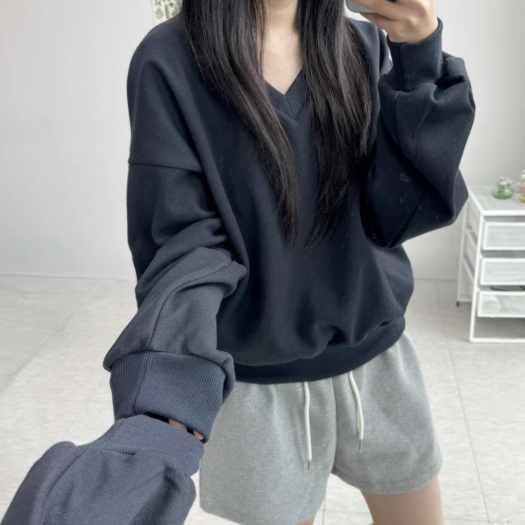 여성 브이넥 무지 맨투맨 오버핏 가을 간절기 긴팔 티셔츠 기본 베이직 스웨트셔츠 - 상세 이미지 3