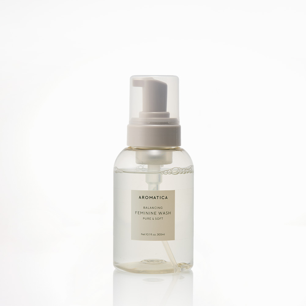 아로마티카 퓨어 앤 소프트 여성청결제 300ML 이너퍼퓸 와이클렌저 y존케어 저자극 페미닌워시 - 메인 이미지