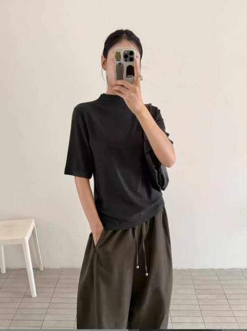 여성 반하이넥 5부소매 모크넥티셔츠 이미지 7