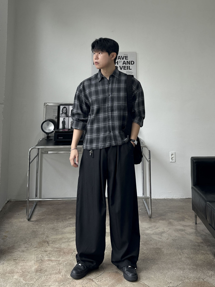 블랙_(2)_복사.jpg