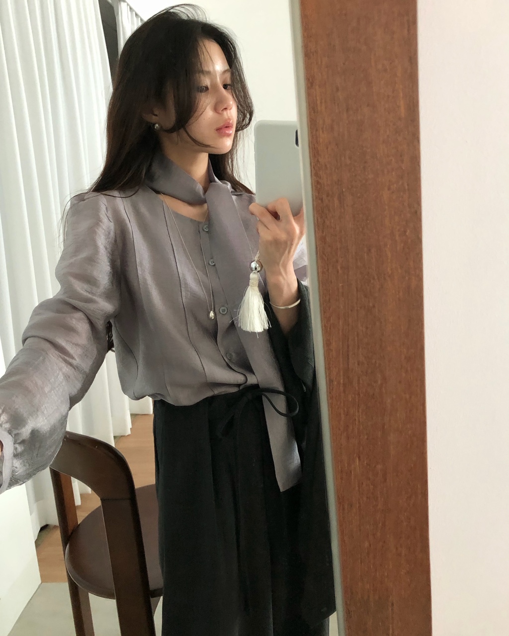 체바 여성 가을 레이어드 이너 스카프 타이 셔링 퍼프 절개 블라우스 - 상품 이미지
