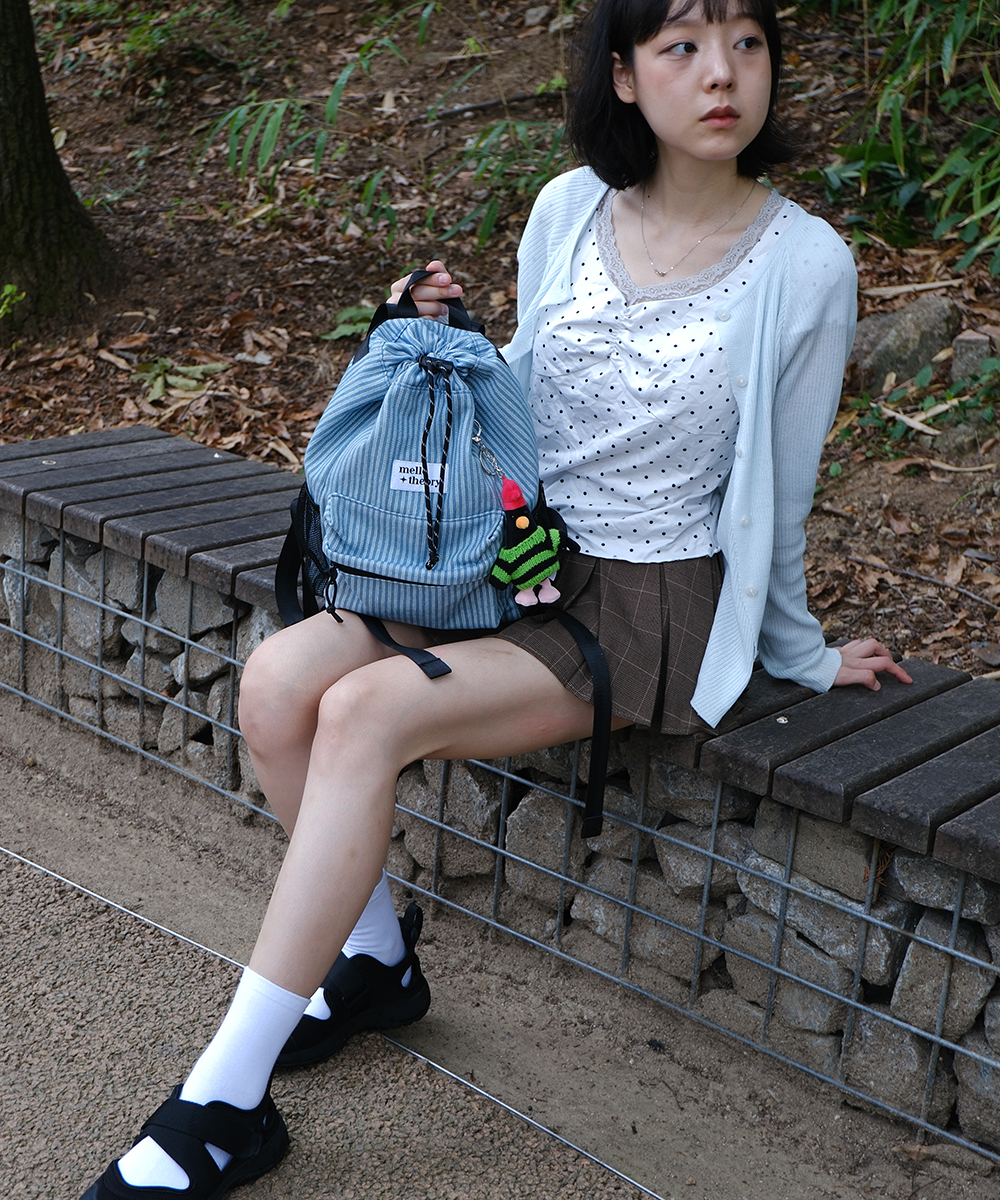 JOY STRING MINI BACKPACK -데님 스트라이프 조이 스트링 미니백팩 - 상세 이미지 3