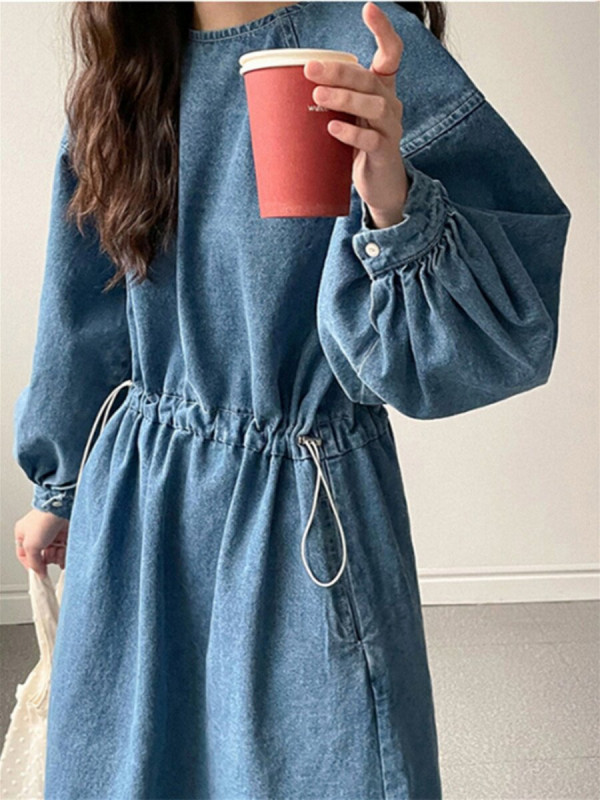 데님 원피스 여성 긴팔 라운드넥 루즈핏 캐주얼 드로스트링 롱 빅사이즈 봄 가을 플레어 - 상세 이미지 5