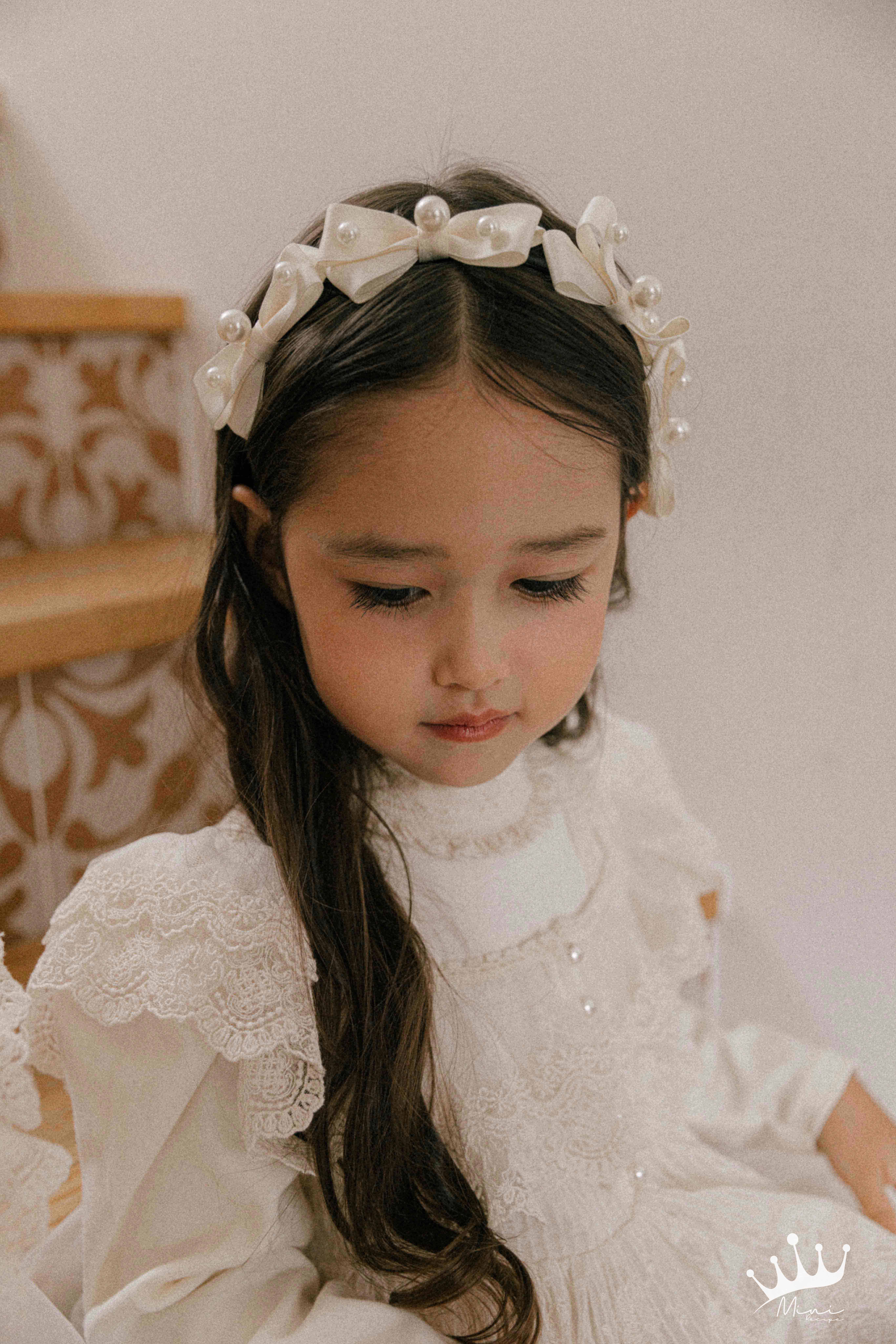미니레시피 여아 리본 헤어밴드 진주 여아 머리띠 장식 어린이집 생일룩 - 상세 이미지 5