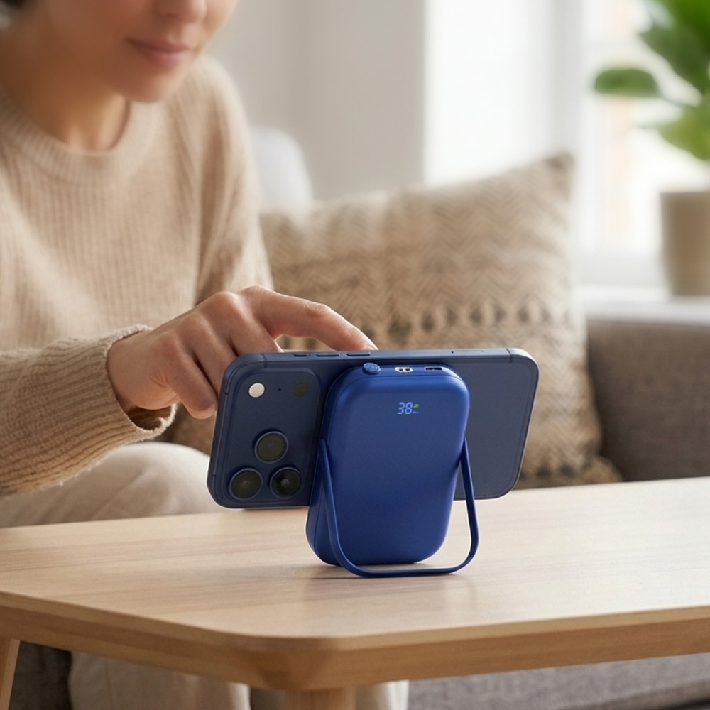 UM2 3in1 마그네틱 보조배터리 맥세이프 고속 PD충전 폴딩 스탠드 10,000mAh 이미지 8