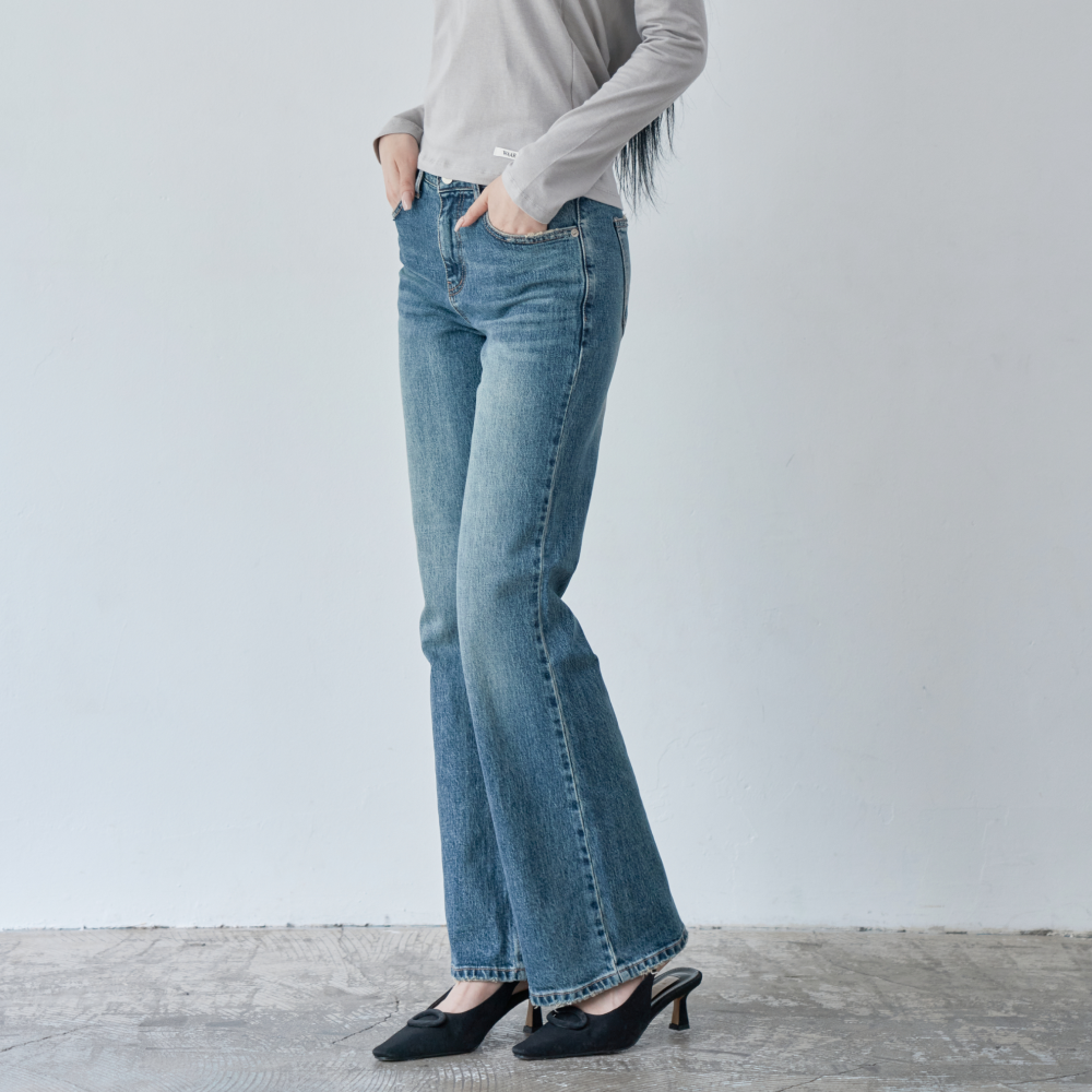 W1159 올브러쉬 부츠컷 데님 팬츠 미디움블루 - 상세 이미지 2