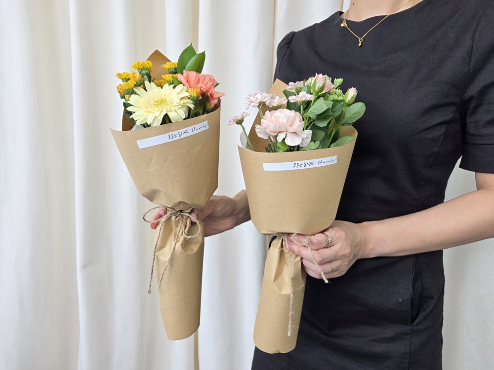 유스풀몰 에코 꽃다발 정기구독 생화 졸업 꽃 택배 꽃배달 싼곳 - 상품 이미지