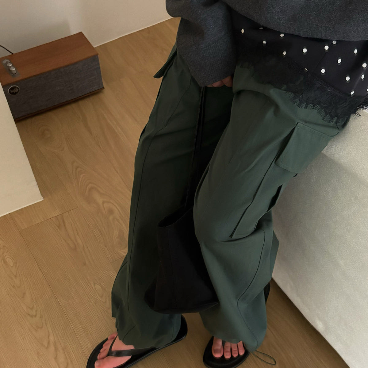 바스켓 로지 카고 팬츠 밴딩 와이드 조거팬츠 2C 가격 비교 웨어링무드 바스켓 로지 카고 팬츠 밴딩 와이드 조거팬츠 2C
