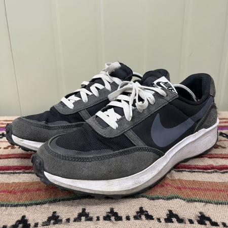 NIKE [중고]나이키 와플 데뷰 스니커즈 285 X04009