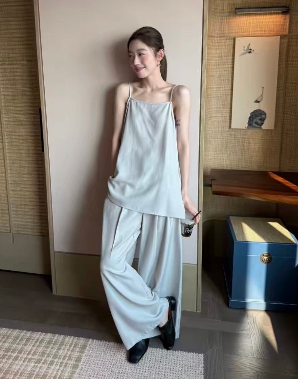 미어링 하프 뷔스티에 부츠컷 팬츠 셋업 2col 여름 봄 세트 A라인 레이어드 제이플로우 - 상품 이미지