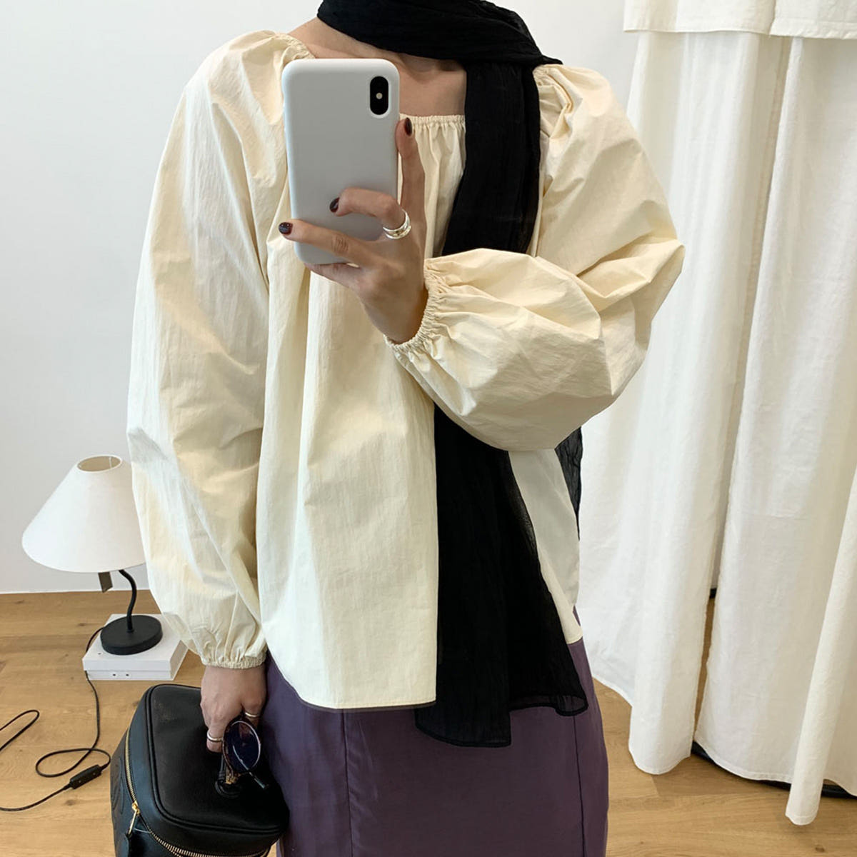 웨어링무드 셀리나 블라우스 볼륨 밴딩 퍼프 A라인 플레어 블라우스 웨어링무드
