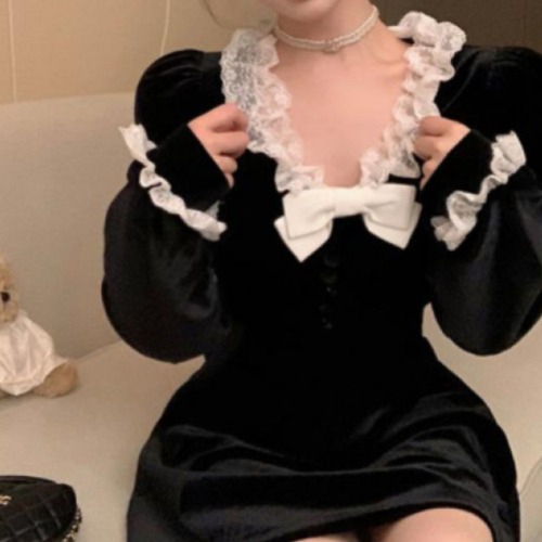 공주풍 레이스 벨벳 연말파티 미니 블랙 원피스 - 상품 이미지