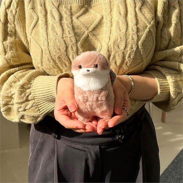 부드러운 수달 인형 키링 귀여운 수달 키 홀더 액세서리 선물용 - 상품 이미지