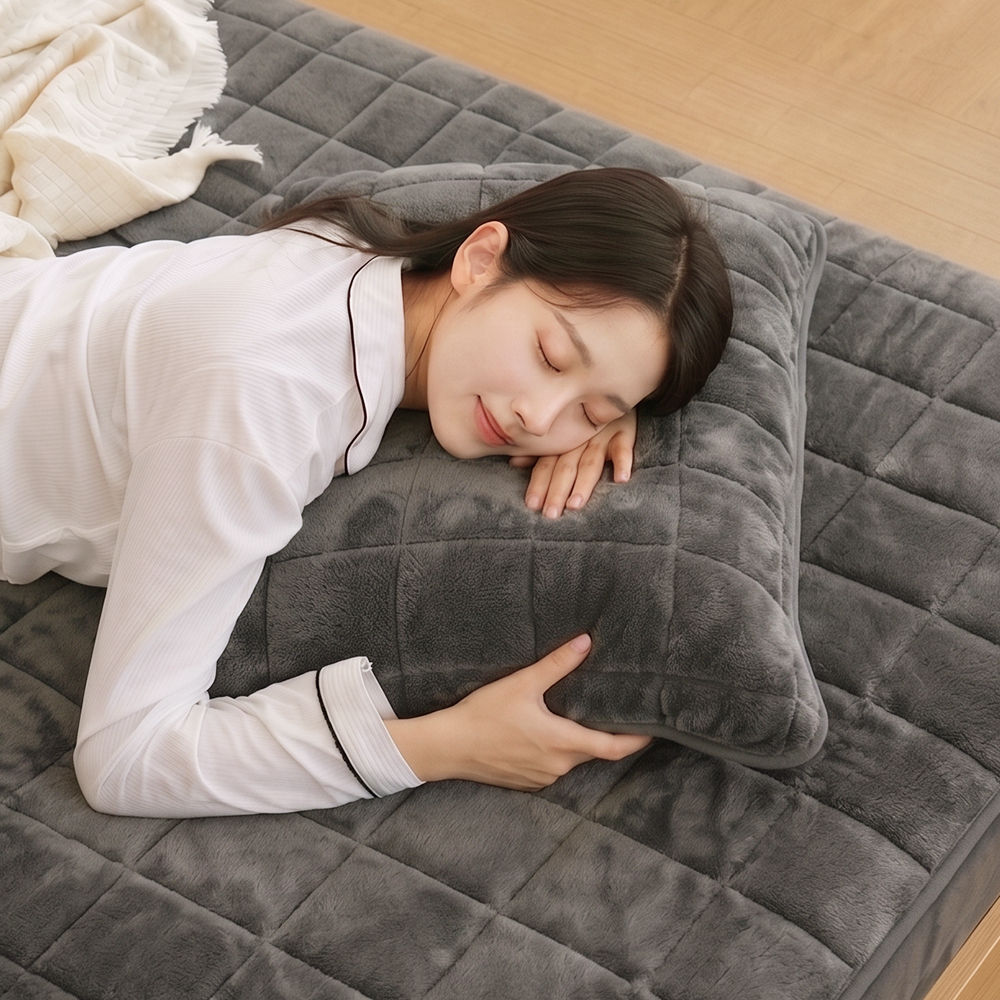 1+1 베네베딩 5도업 발열 장모 극세사 밴드형 베개커버 40x60 이미지 1