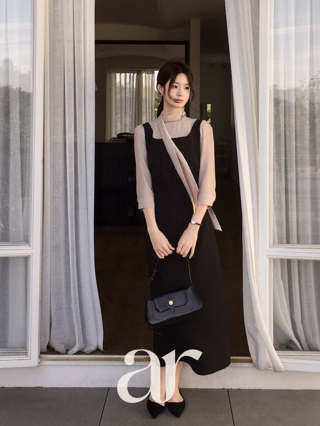 (국내제작) 일체형 배색 레이어드 반하이 타이넥 세미 A라인 롱 원피스 op16449 상품 이미지