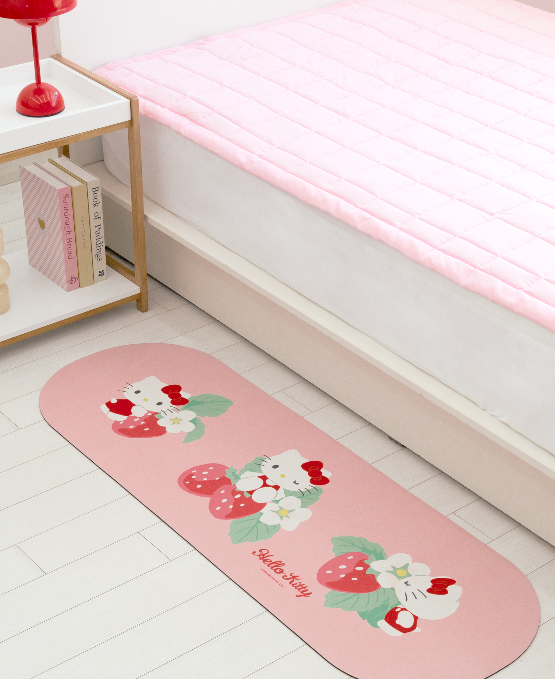 산리오 헬로키티 워셔블 소프트 규조토 장러그(120cm) 플라워베리 - 상품 이미지