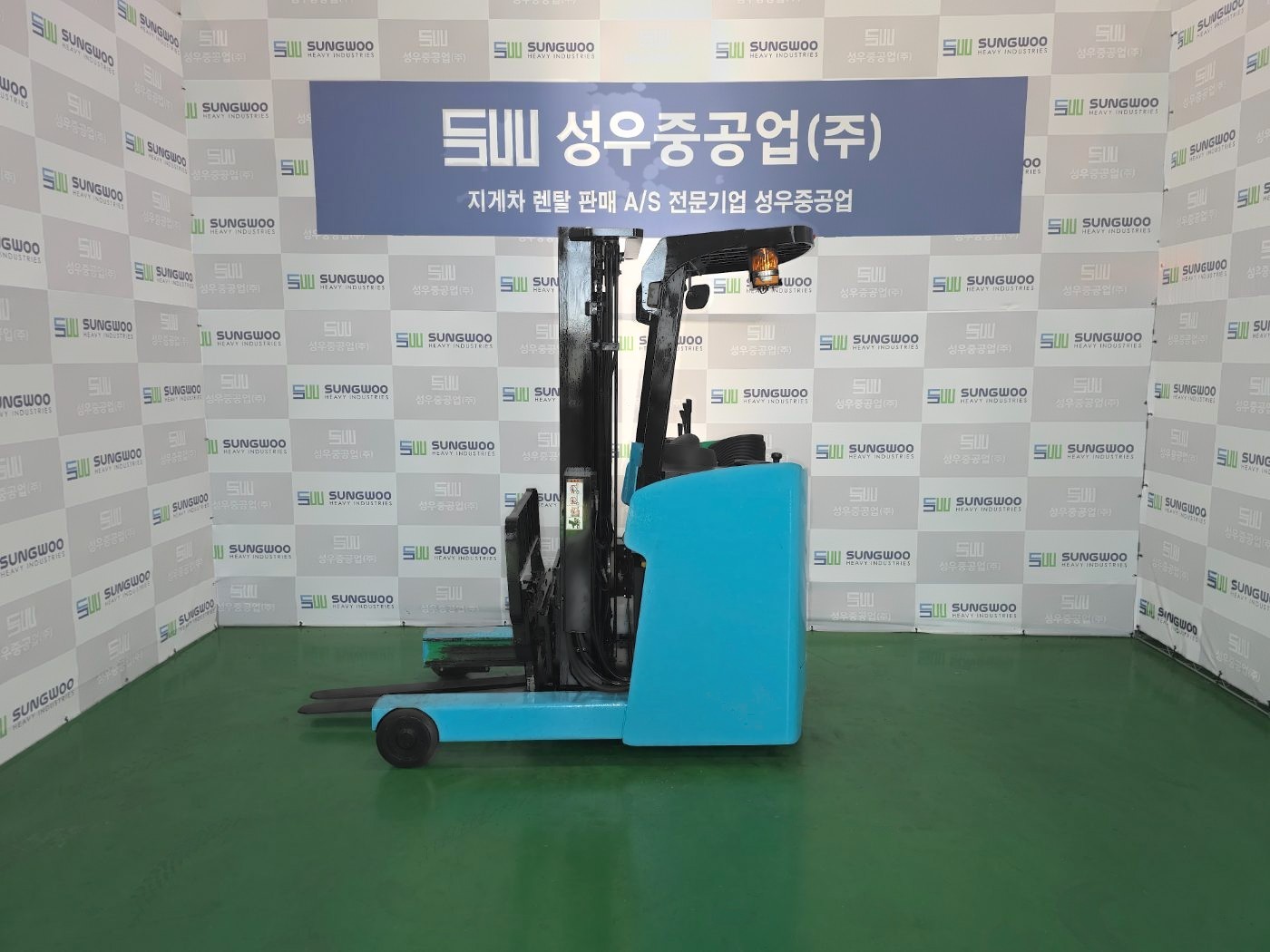 스미토모 61FBR18SXII 전동 입식(리치) 1.8톤 2020년식 중고지게차