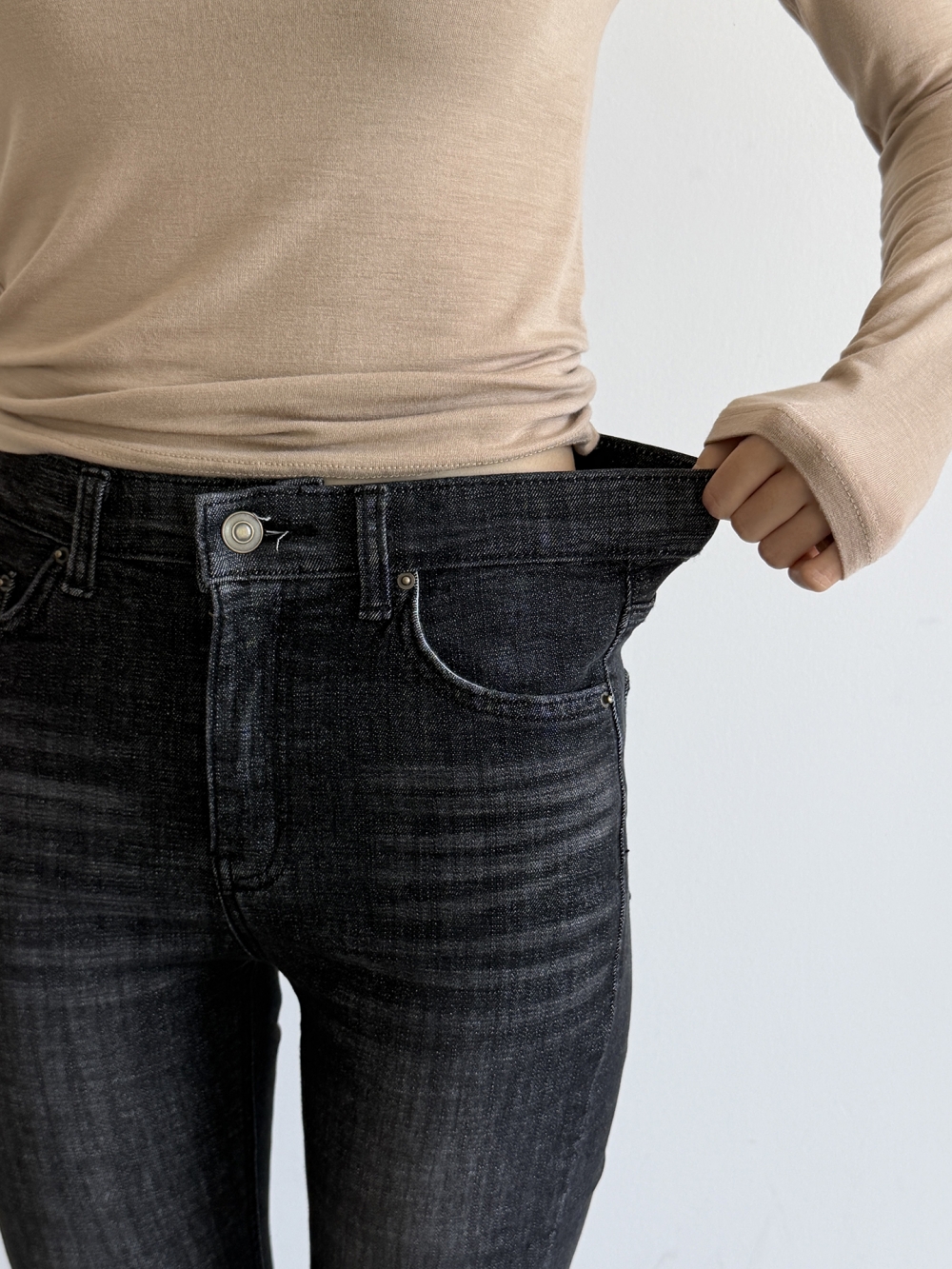 부츠컷청바지 블랙진 흑청데님 히든밴딩 컷팅 나팔 데님 팬츠 - 상세 이미지 3