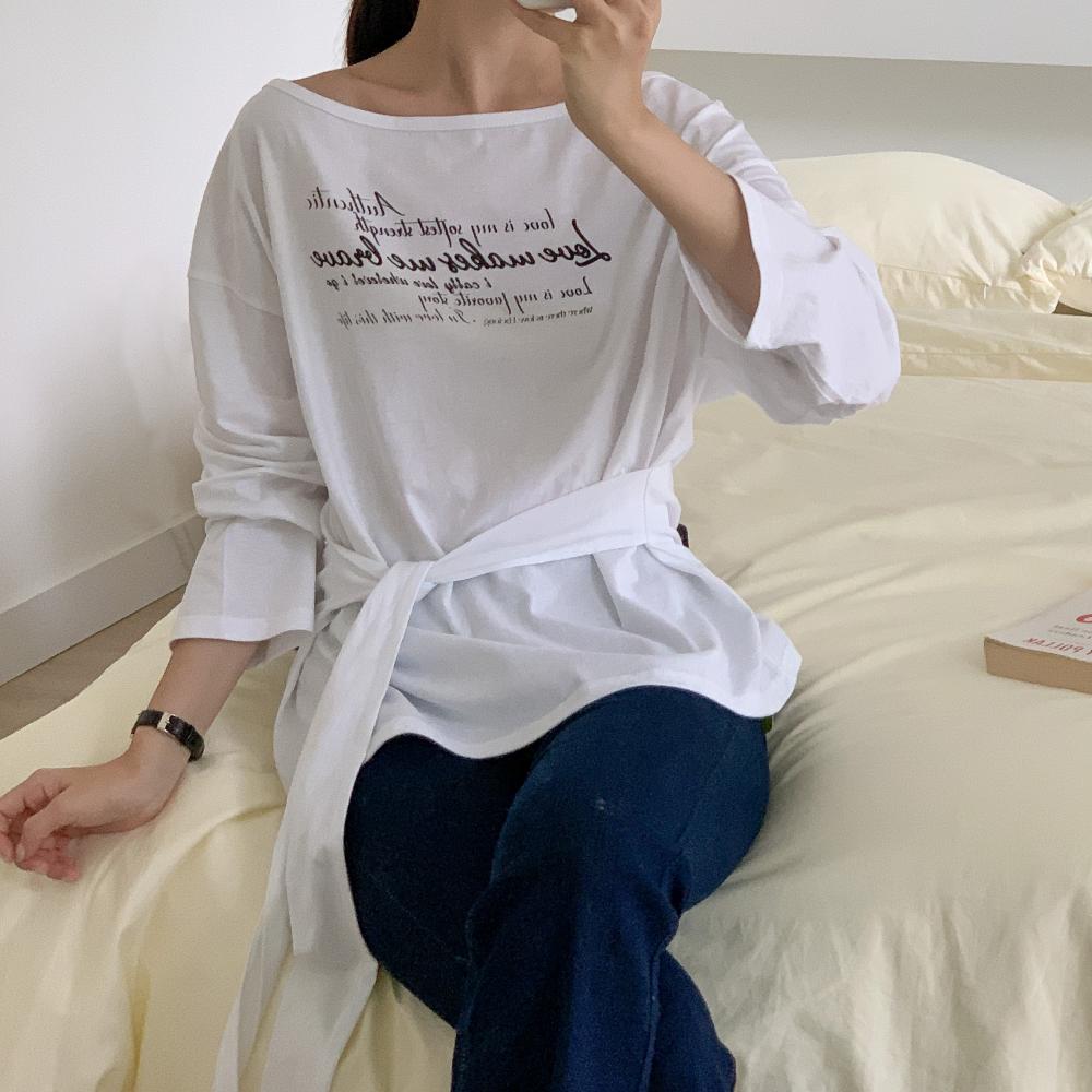 보트넥티셔츠 오프숄더 허리벨트 레터링 여성 긴팔 티셔츠 - 메인 이미지