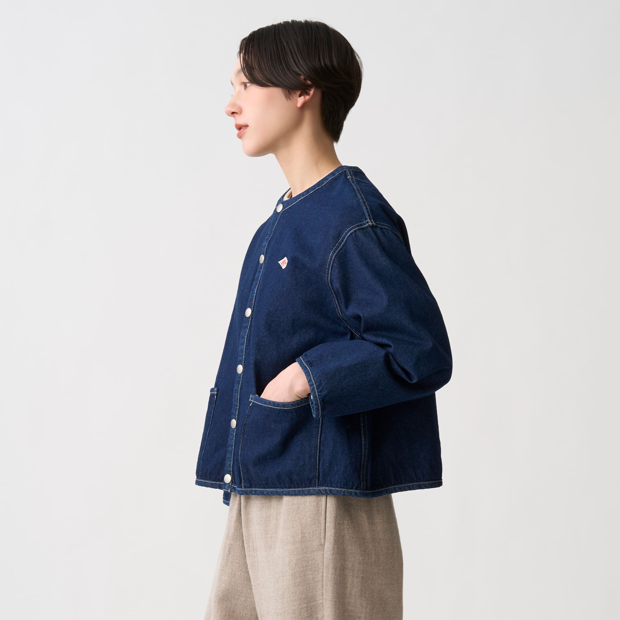 단톤 데님 노카라 커버올 인디고 워크 자켓 여성 26FW [관부가세포함] - 상세 이미지 4