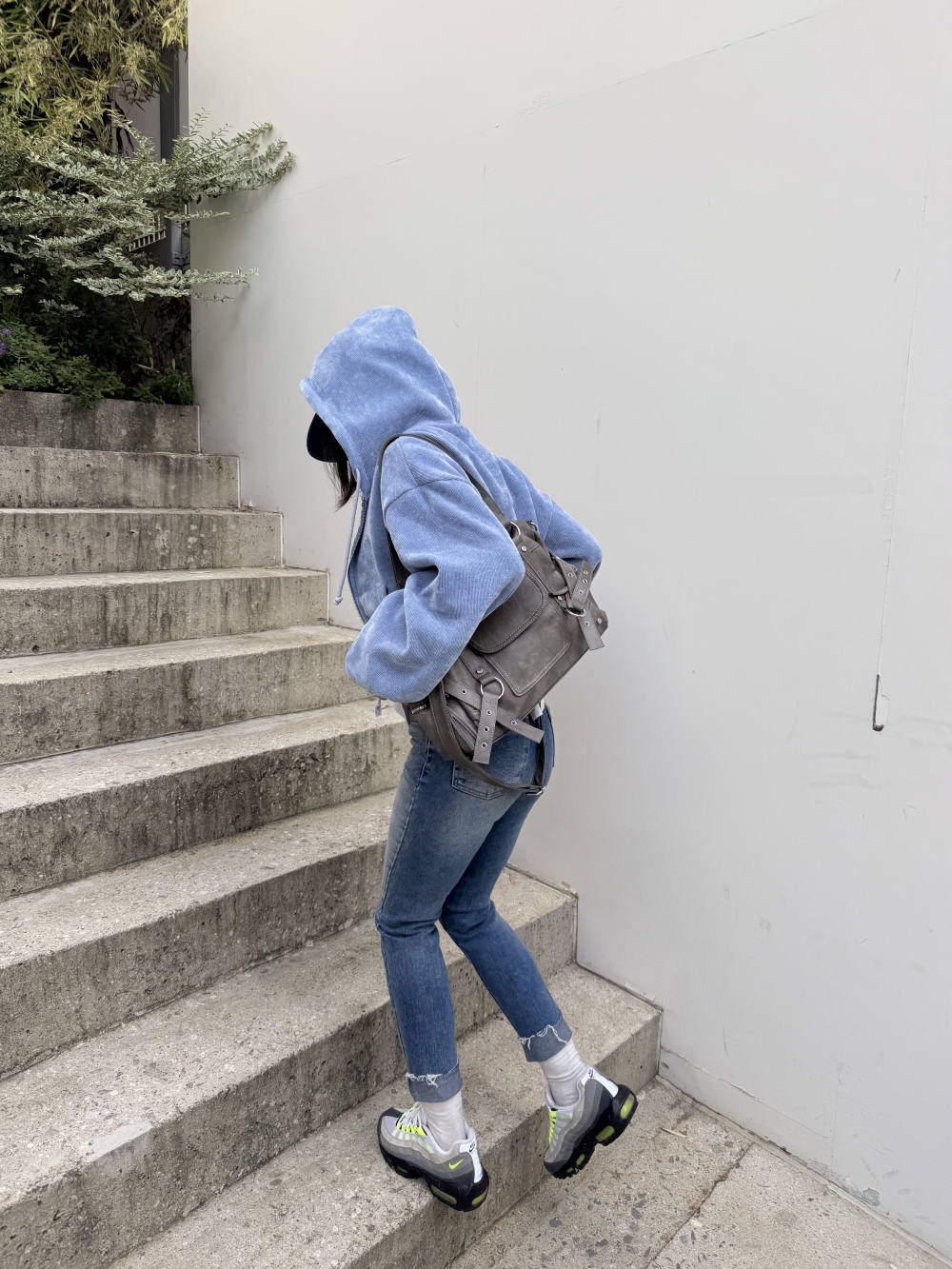 스키니진 키작녀청바지 슬림 일자청바지 밑단컷팅 중청 데님 팬츠 이미지 6