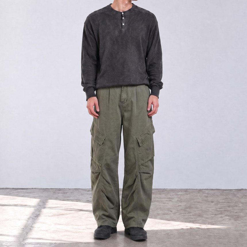 SILOU_MATERIAL_material_BOTTOM_20261008_232913_fa31aeb1.png