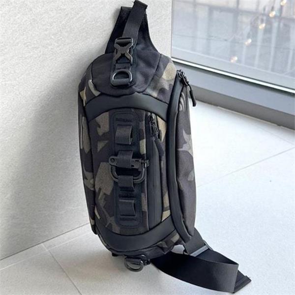 밀리터리 남성 힙색 캐주얼 남성 슬링백 데일리 여행용 가벼운 다용도 - 메인 이미지